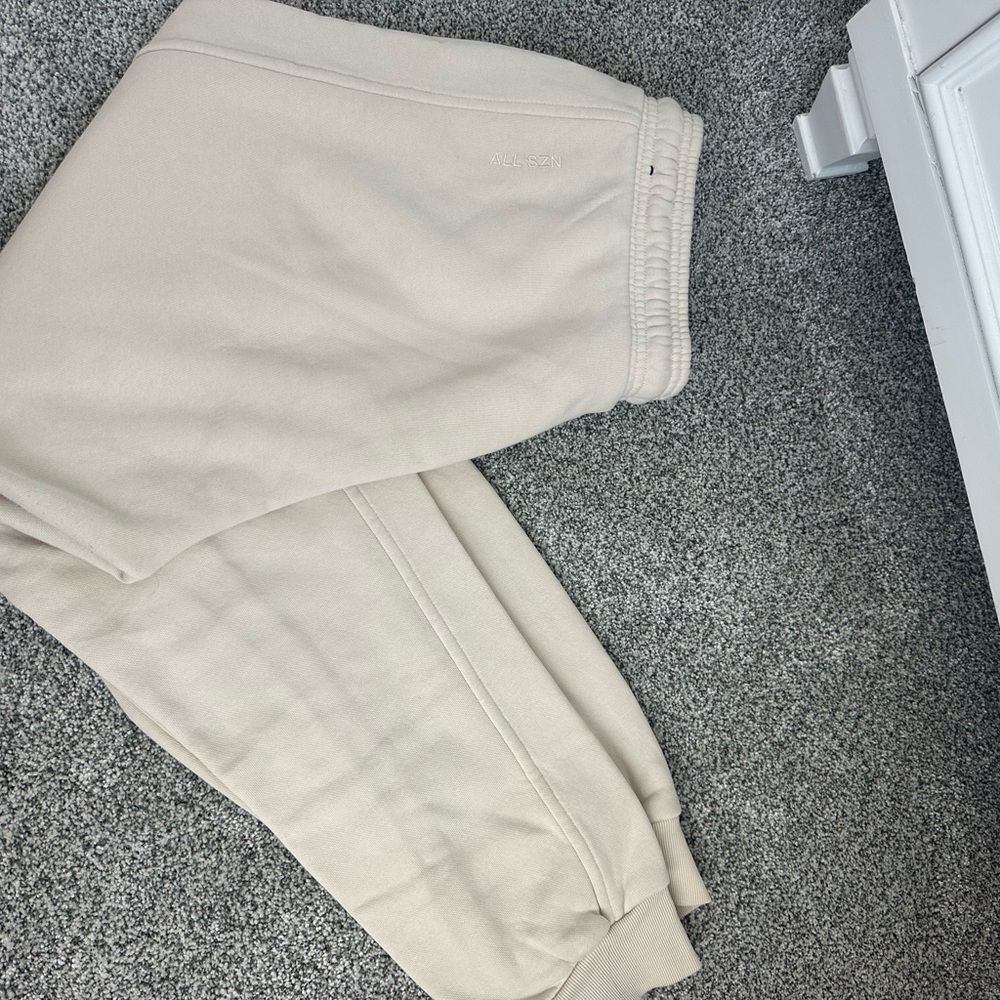 Women’s Adidas Cream Jogger Pants